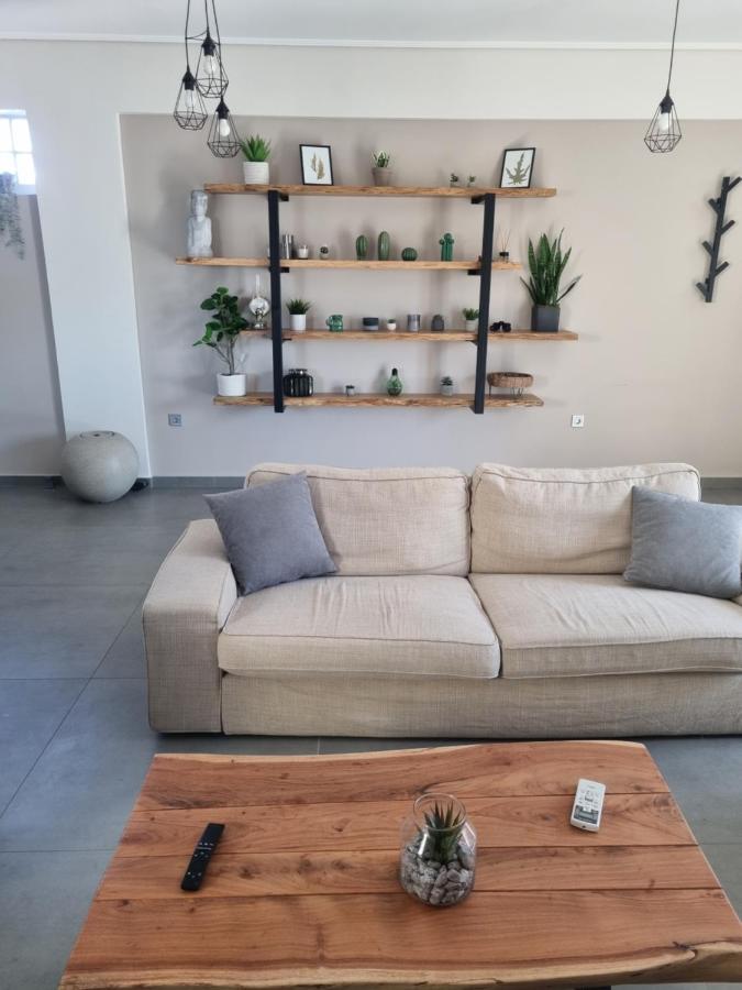 New Minimal Apartment,10' From Athens Airport Spáta Exteriér fotografie
